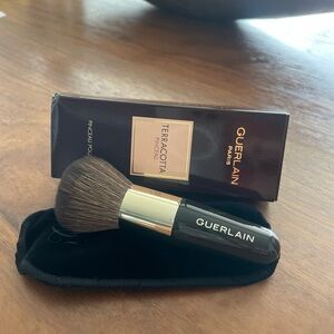 Guerlain Terracotta Pinceau in Elegant Brown